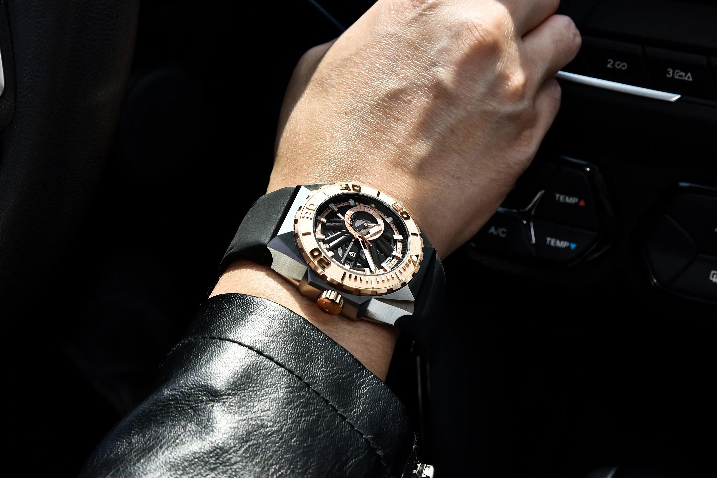 Pagani Design Men’s Watch YS007